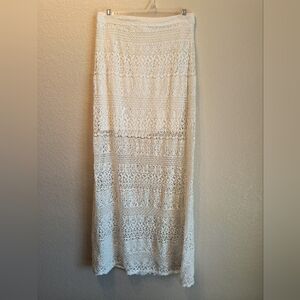 Hollister, ivory lace maxi skirt. Size M